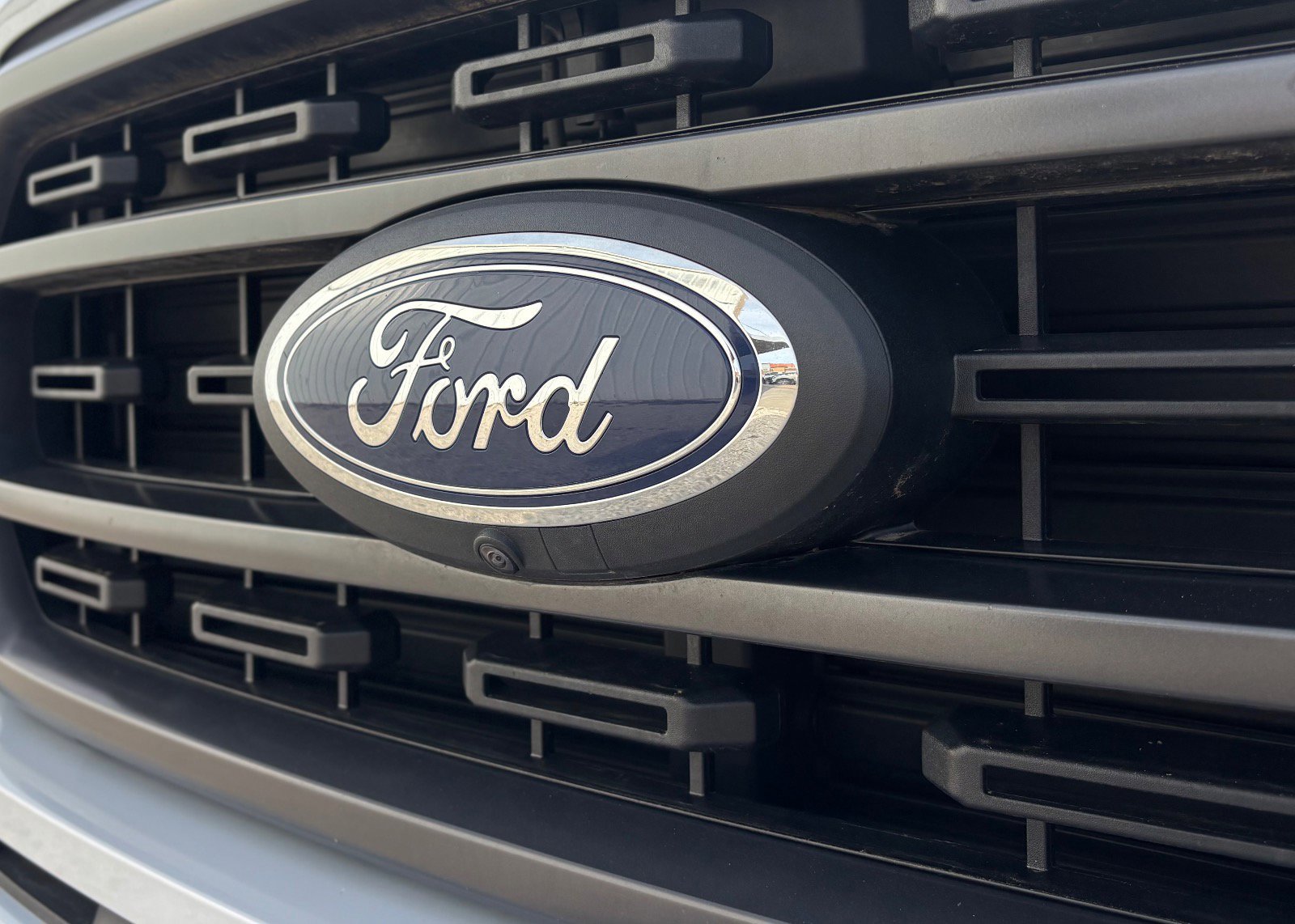 Certified 2022 Ford F150 XLT w/ Equipment Group 302A High image 17