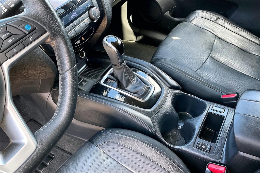 Used 2019 Nissan Rogue SL image 15