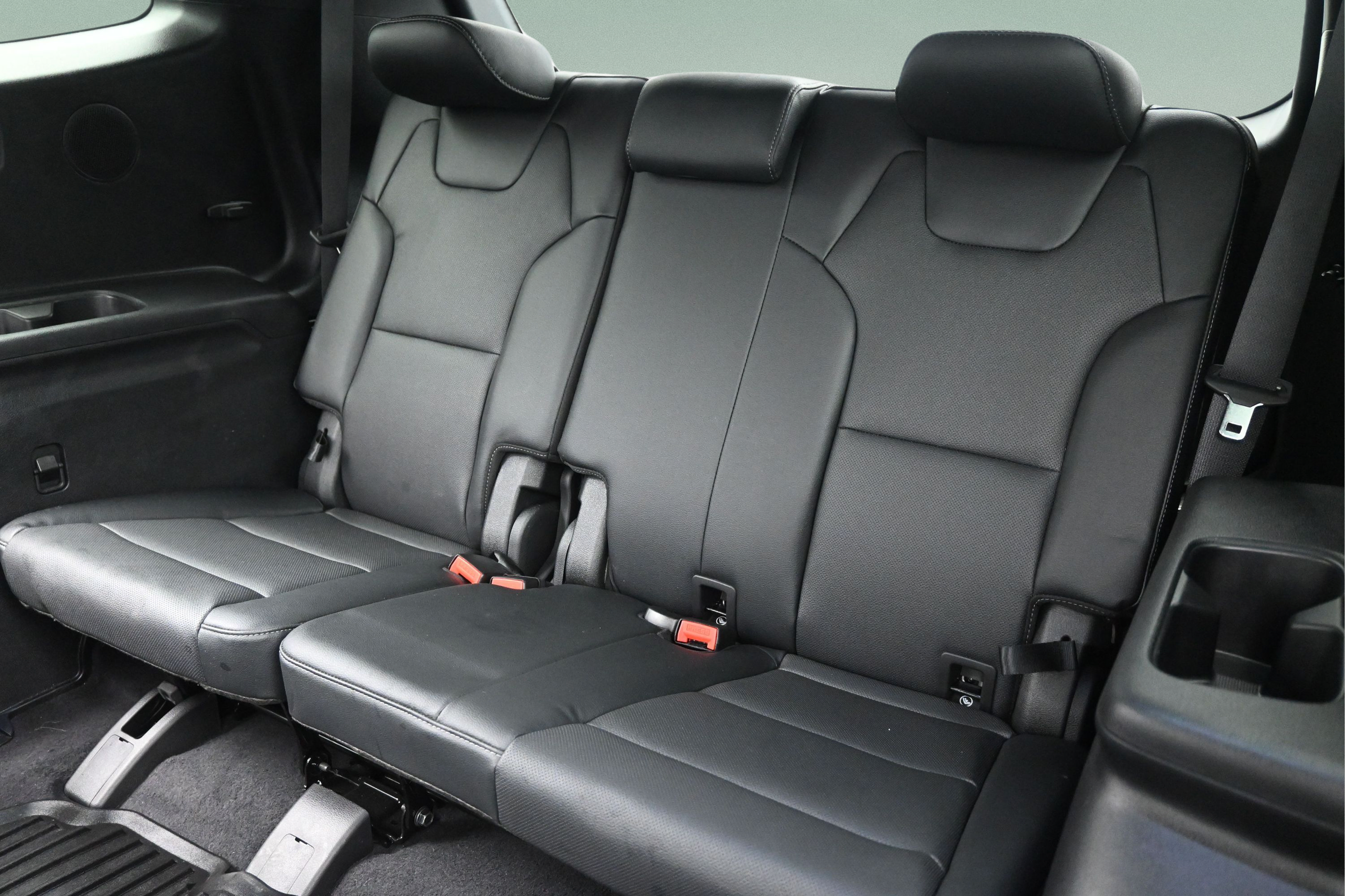 Used 2025 Kia Telluride SX X-Line AWD/4WD image 24