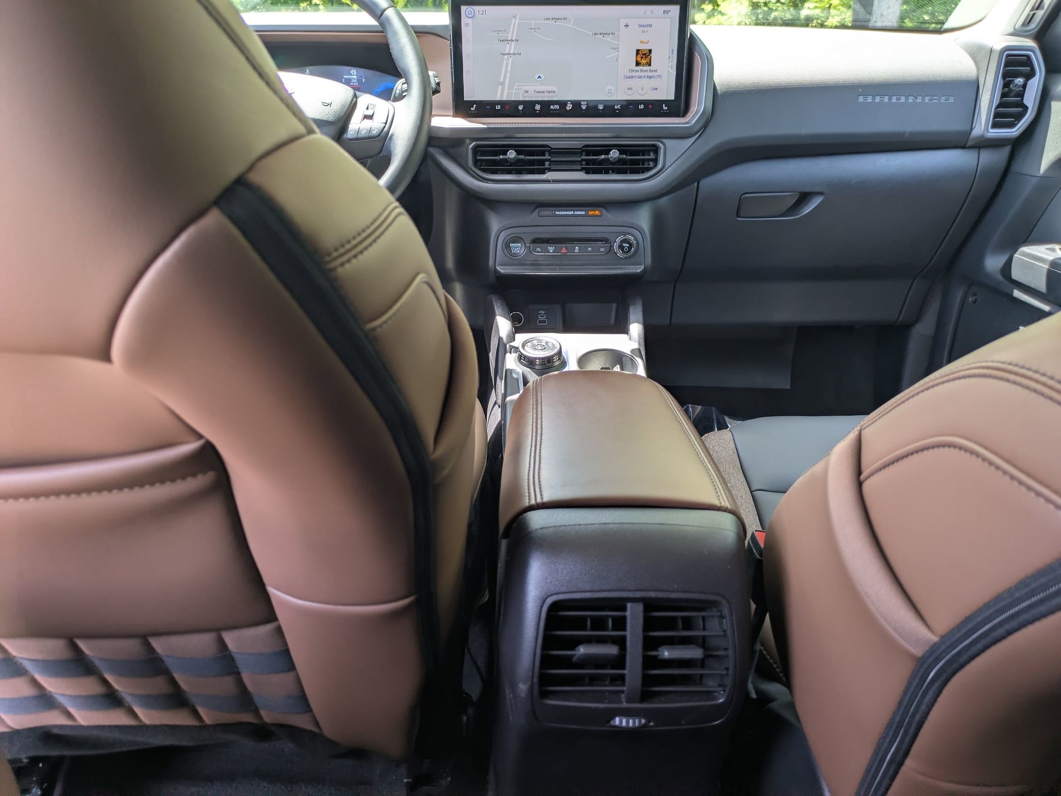Certified 2025 Ford Bronco Sport Outer Banks w/ Outer Banks Tech Package+ AWD/4WD image 32
