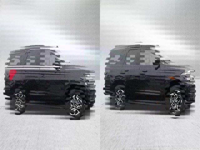 Certified 2024 Ford Expedition XLT image 6