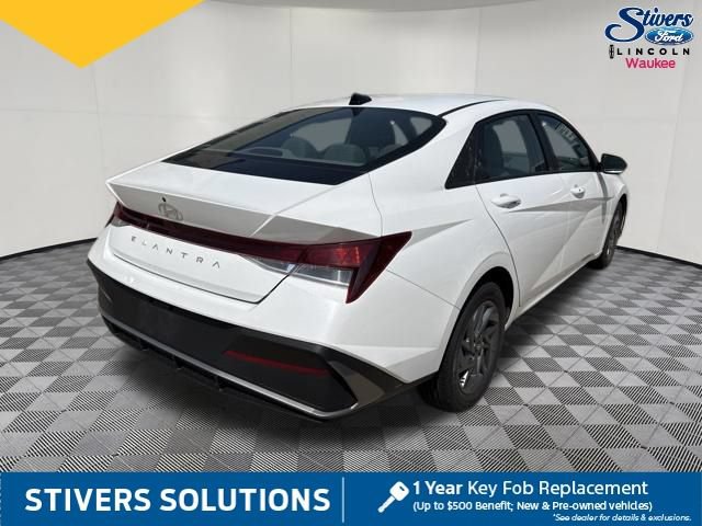 Used 2024 Hyundai Elantra SEL FWD image 6