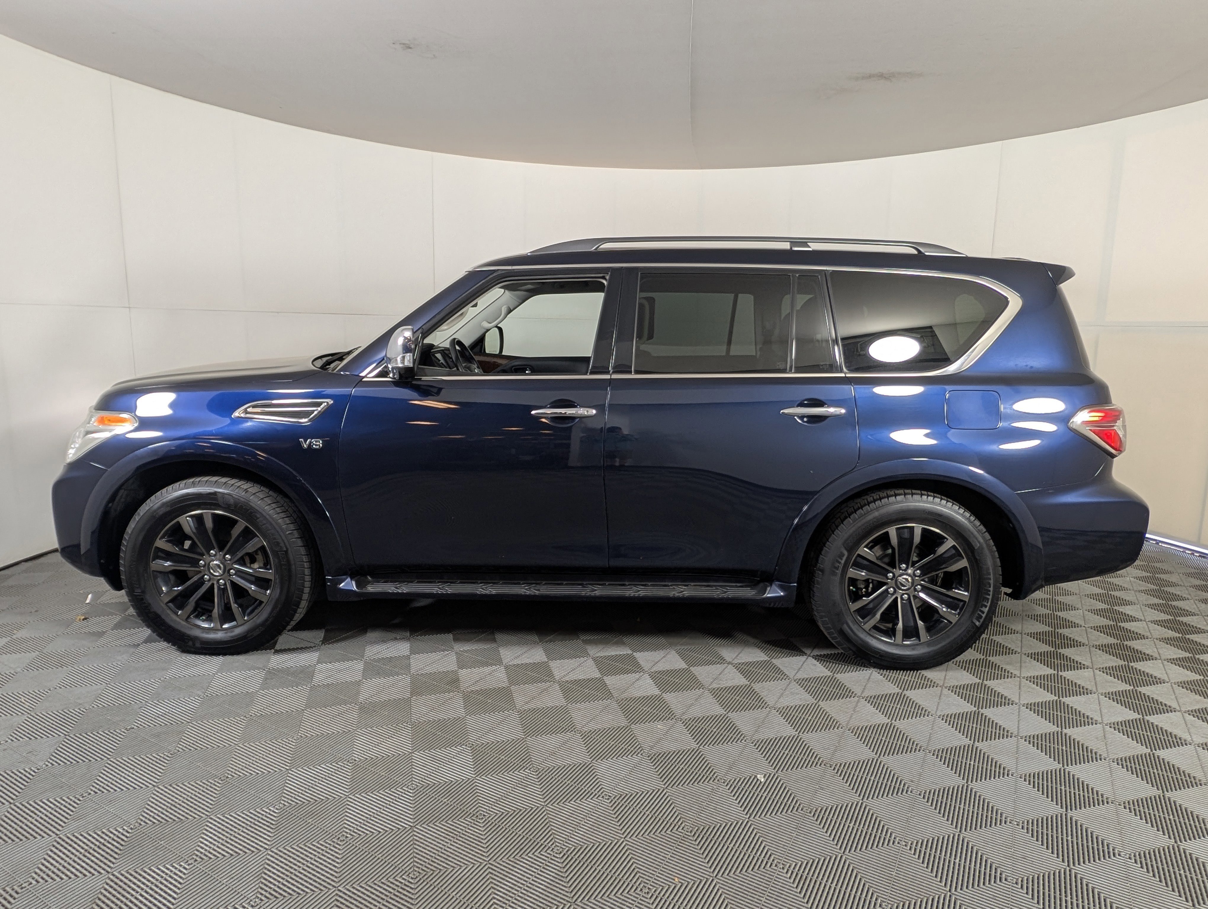 Used 2019 Nissan Armada Platinum video 2