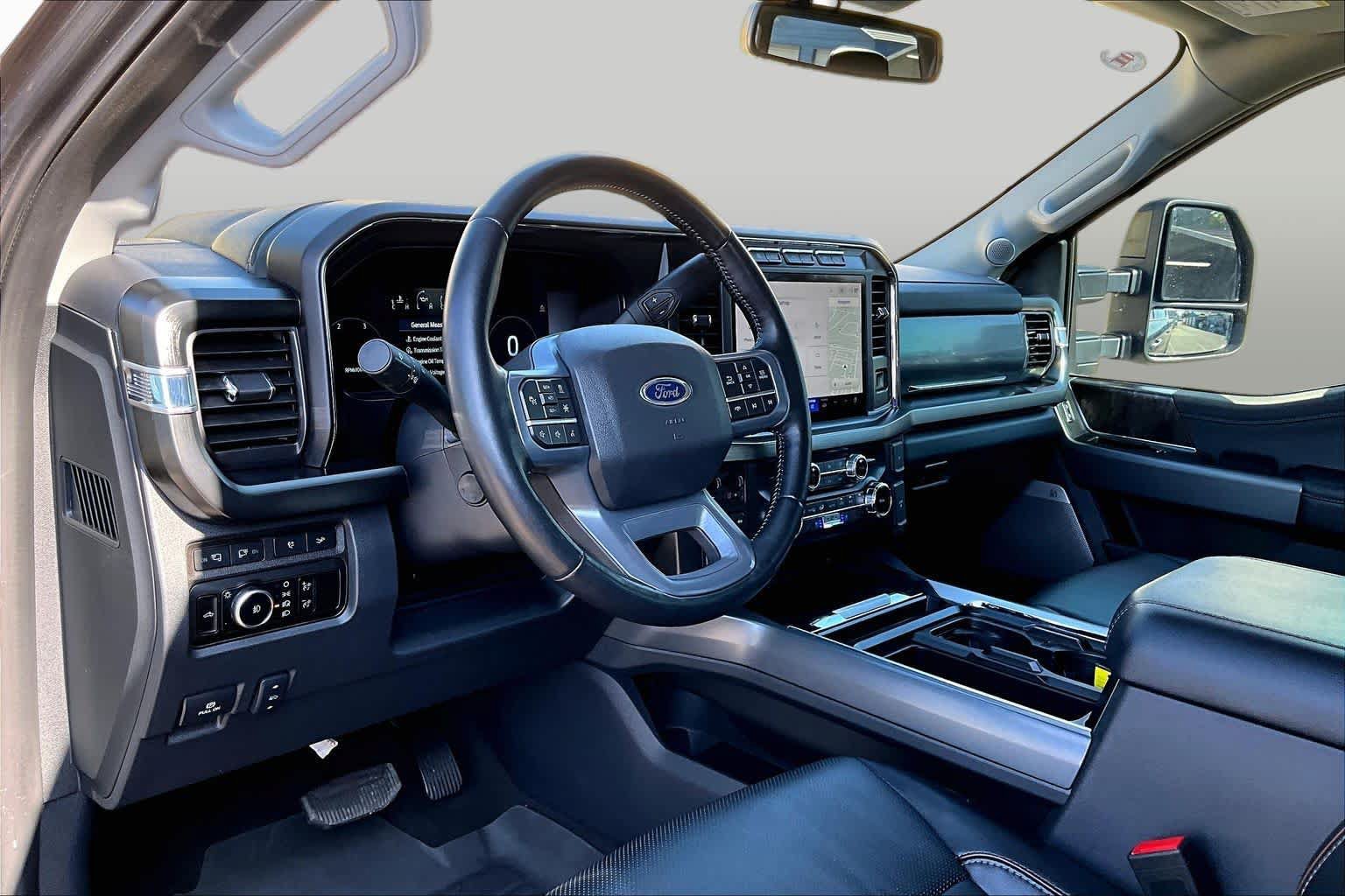 Certified 2024 Ford F250 Lariat w/ Lariat Ultimate Package AWD/4WD image 18