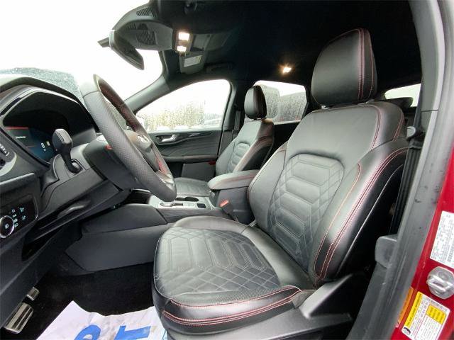 Certified 2023 Ford Escape ST-Line Elite w/ Premium Technology Package image 11