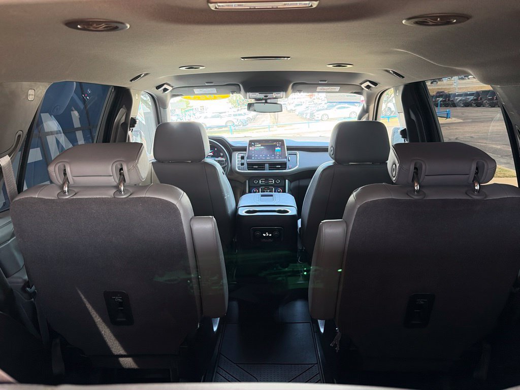 Used 2023 Chevrolet Tahoe LT AWD/4WD image 18