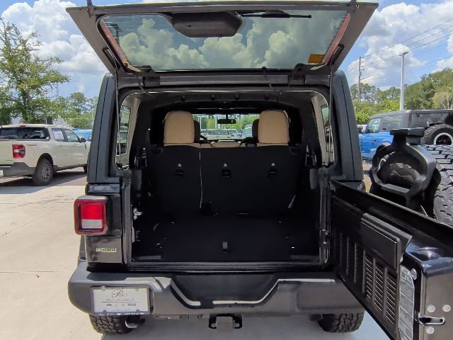 Used 2021 Jeep Wrangler Unlimited Sport AWD/4WD image 16