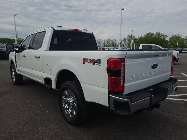 Certified 2024 Ford F250 Lariat w/ Lariat Ultimate Package AWD/4WD image 12