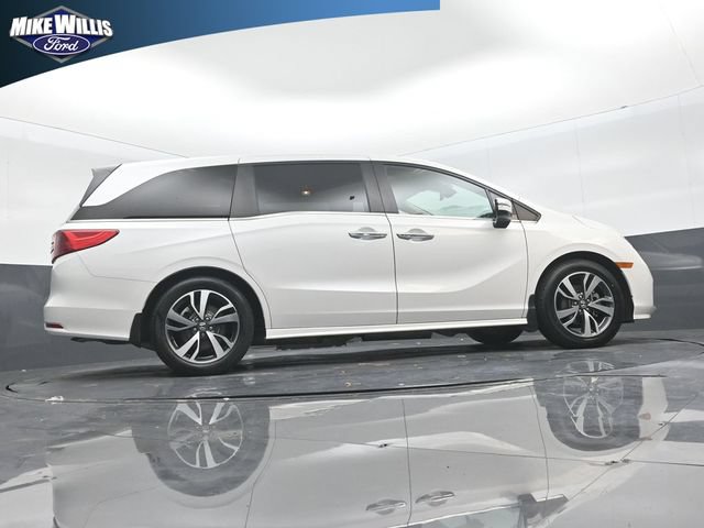 Used 2023 Honda Odyssey Touring image 24