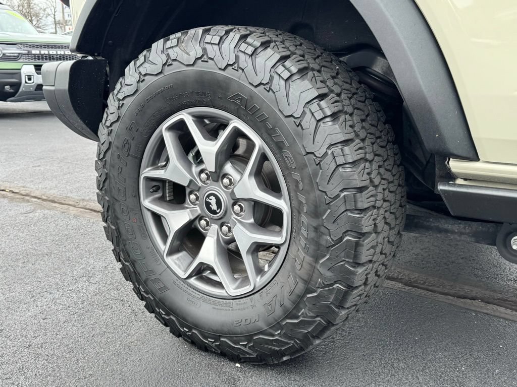 Certified 2025 Ford Bronco Badlands AWD/4WD image 24