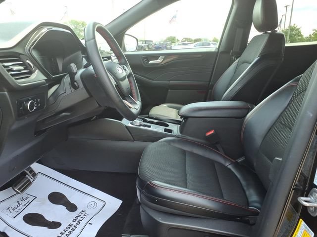 Certified 2024 Ford Escape ST-Line w/ Tech Pack #1 AWD/4WD image 12