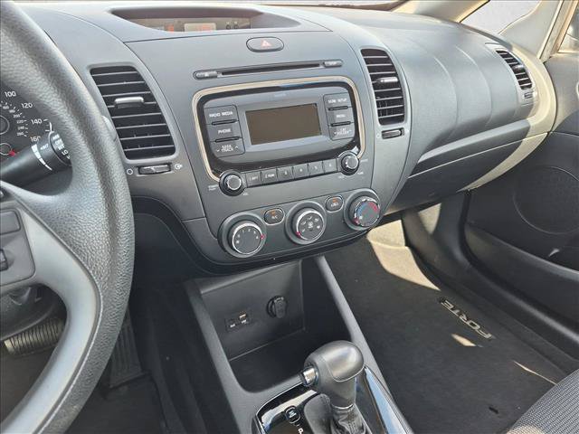 Used 2017 Kia Forte LX FWD image 13