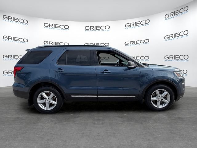 Certified 2018 Ford Explorer XLT w/ Equipment Group 202A FWD image 8