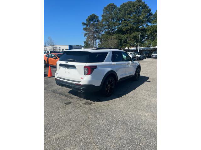 Certified 2024 Ford Explorer ST w/ Equipment Group 401A image 5