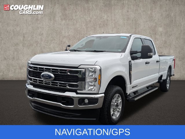 Certified 2025 Ford F250 XLT AWD/4WD image 4