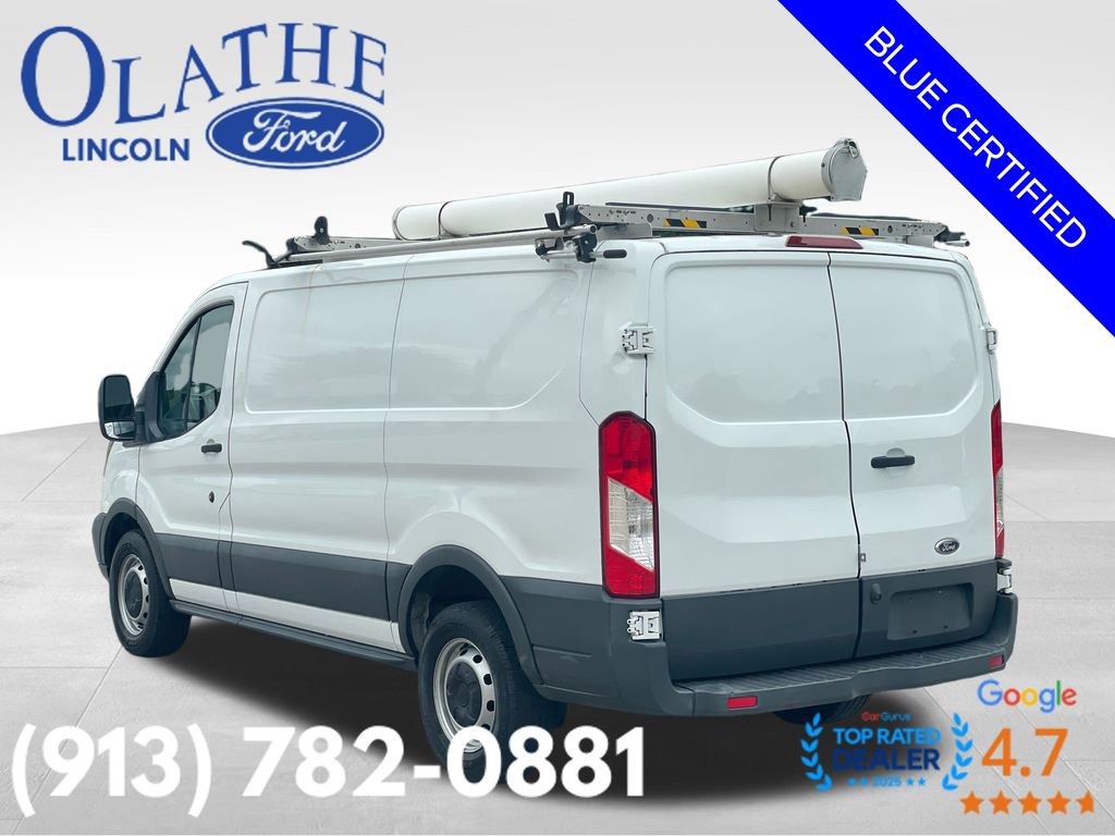 Certified 2017 Ford Transit 250 130 Low Roof RWD image 4