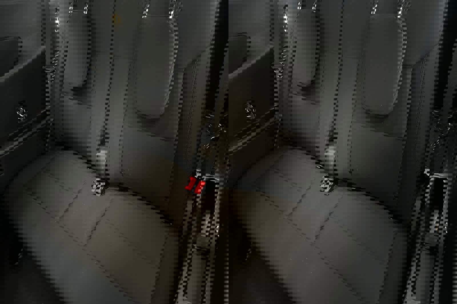 Certified 2022 Ford Explorer XLT image 15