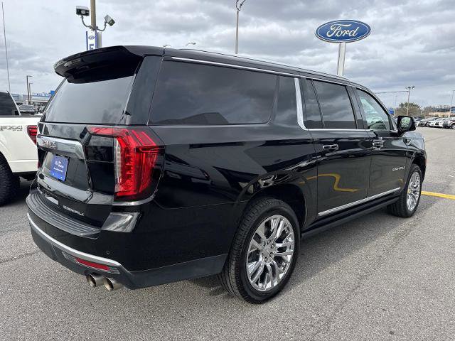 Used 2022 GMC Yukon XL Denali w/ Denali Ultimate Package image 5