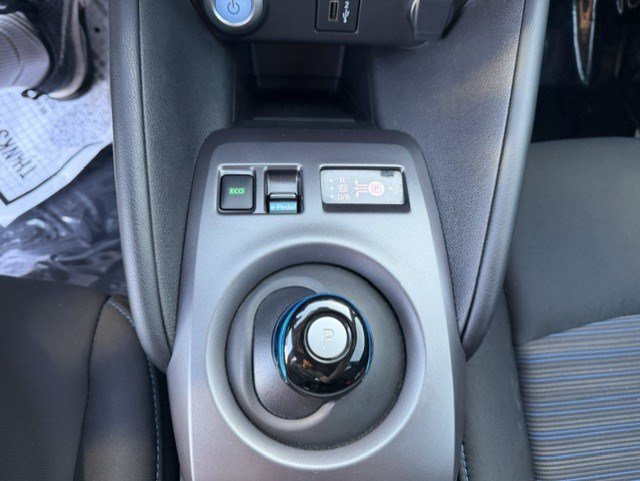 Used 2024 Nissan Leaf S FWD image 21