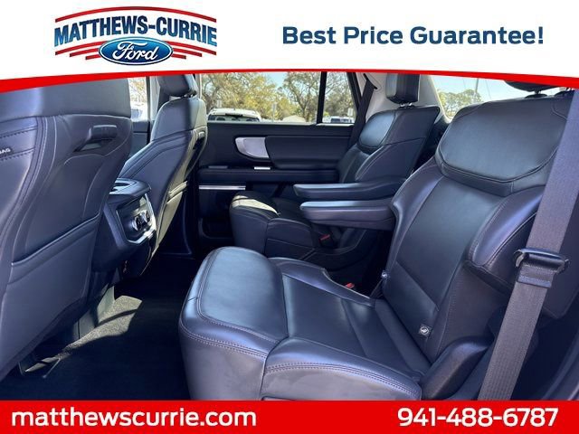 Certified 2025 Ford Expedition Active image 12