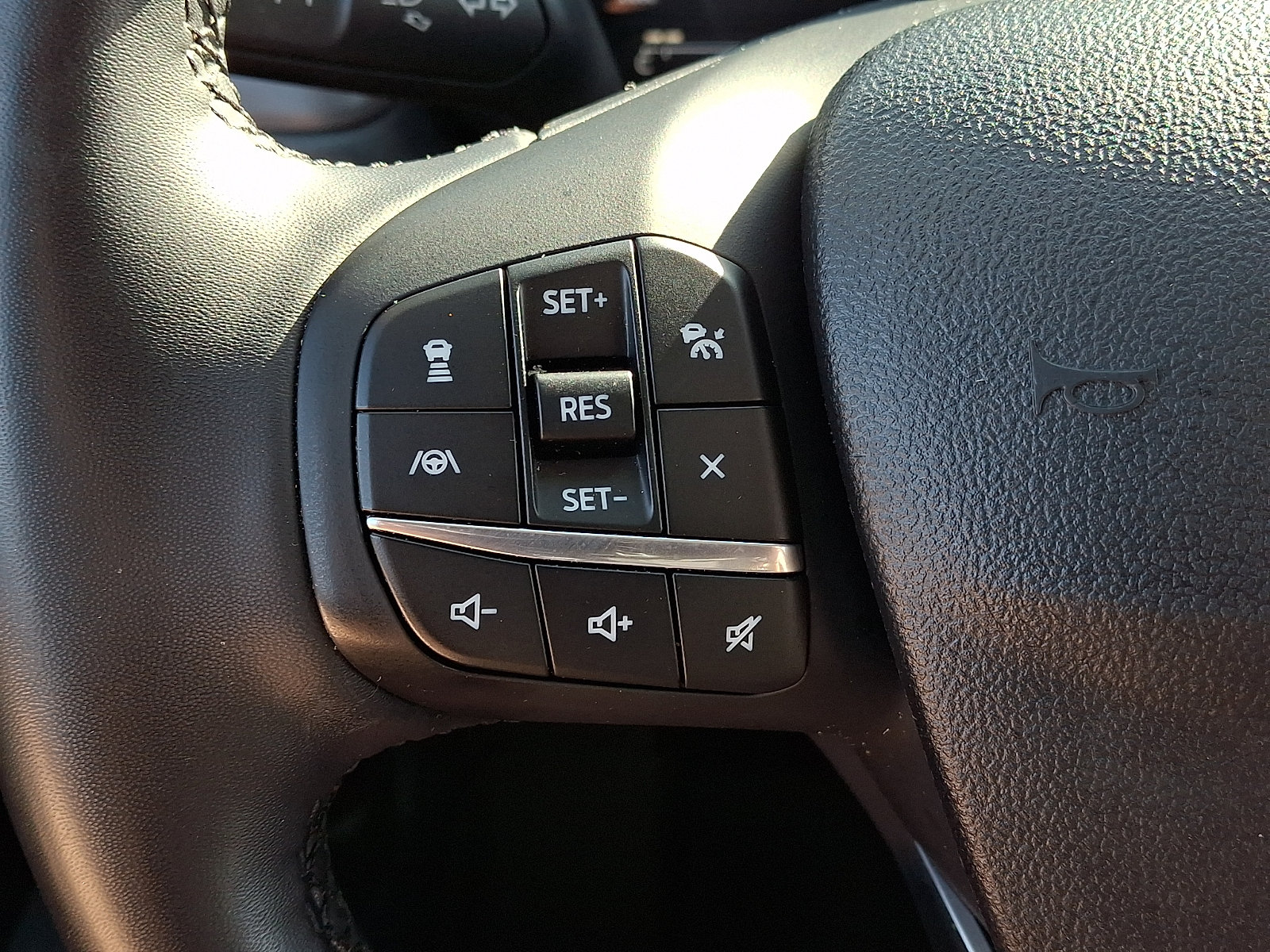 Certified 2024 Ford Maverick Lariat w/ Black Appearance Package AWD/4WD image 29
