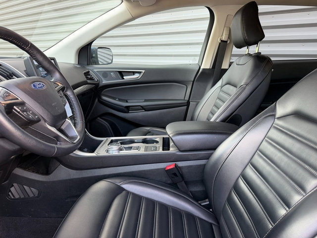 Certified 2024 Ford Edge SEL w/ Convenience Package AWD/4WD image 16