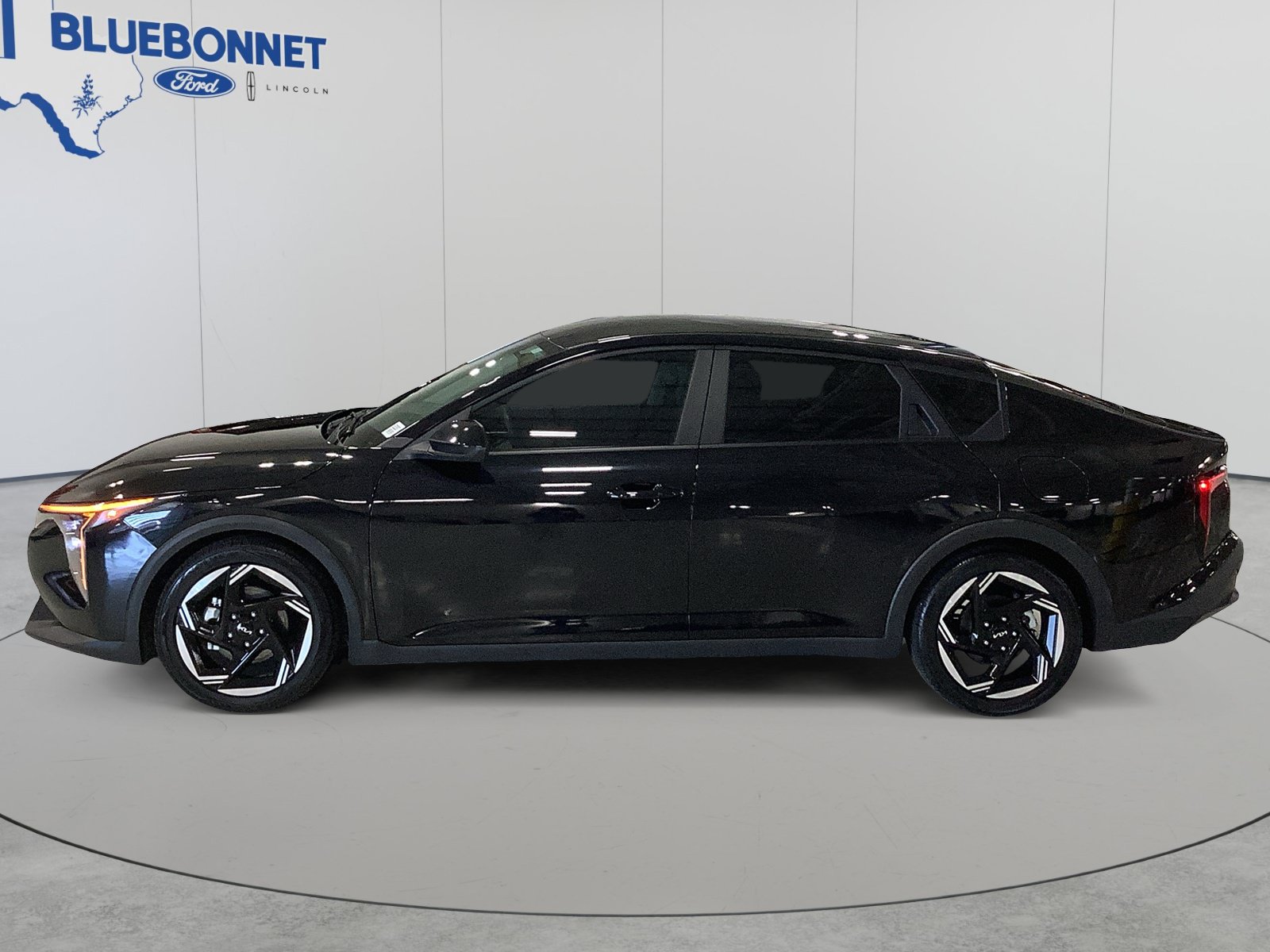 Used 2025 Kia K4 EX FWD image 8