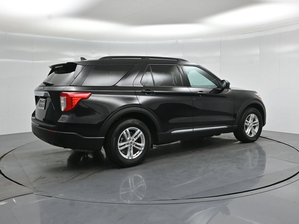 Certified 2023 Ford Explorer XLT RWD image 25