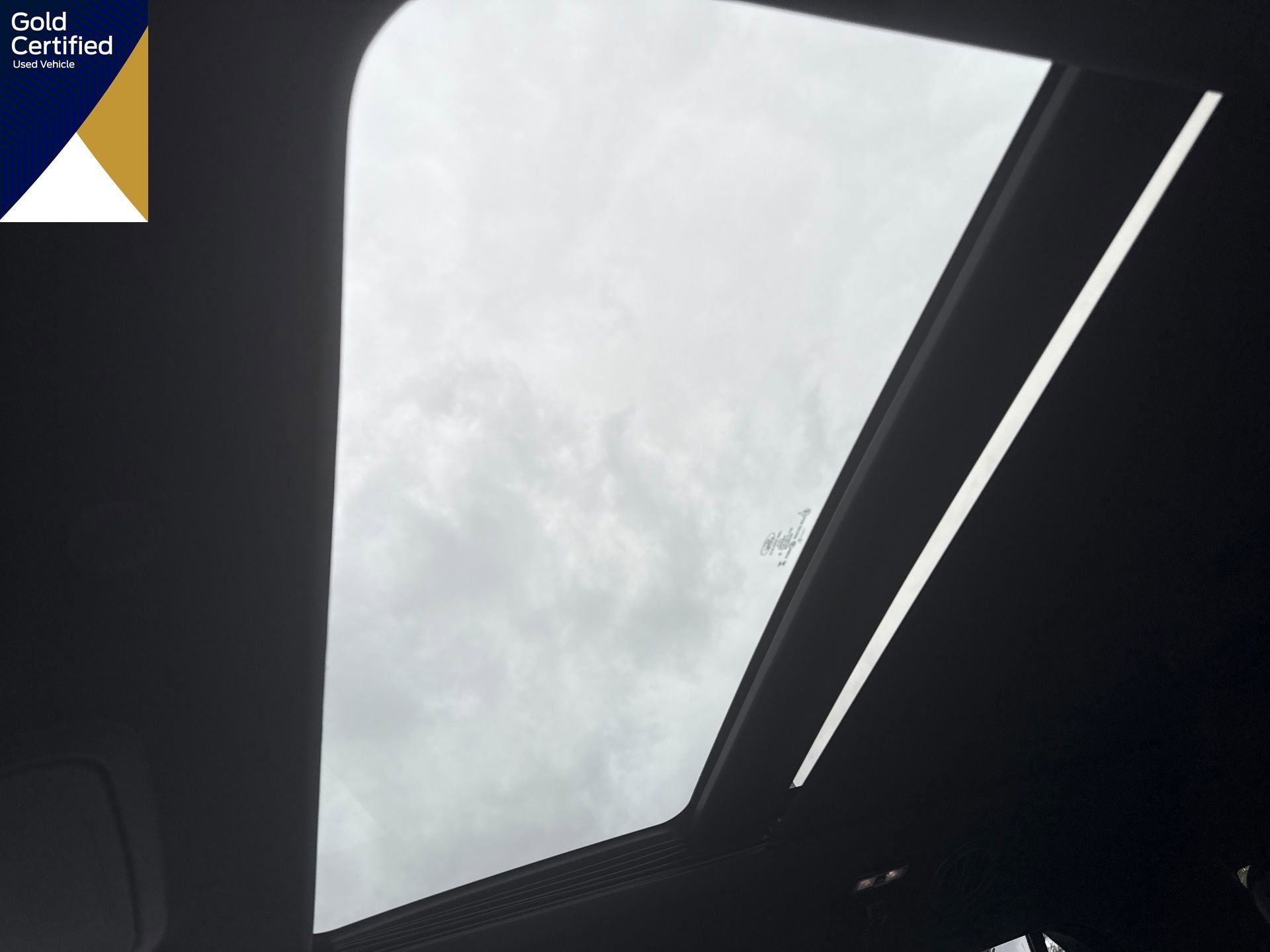 Certified 2024 Ford Explorer ST w/ Equipment Group 401A image 25