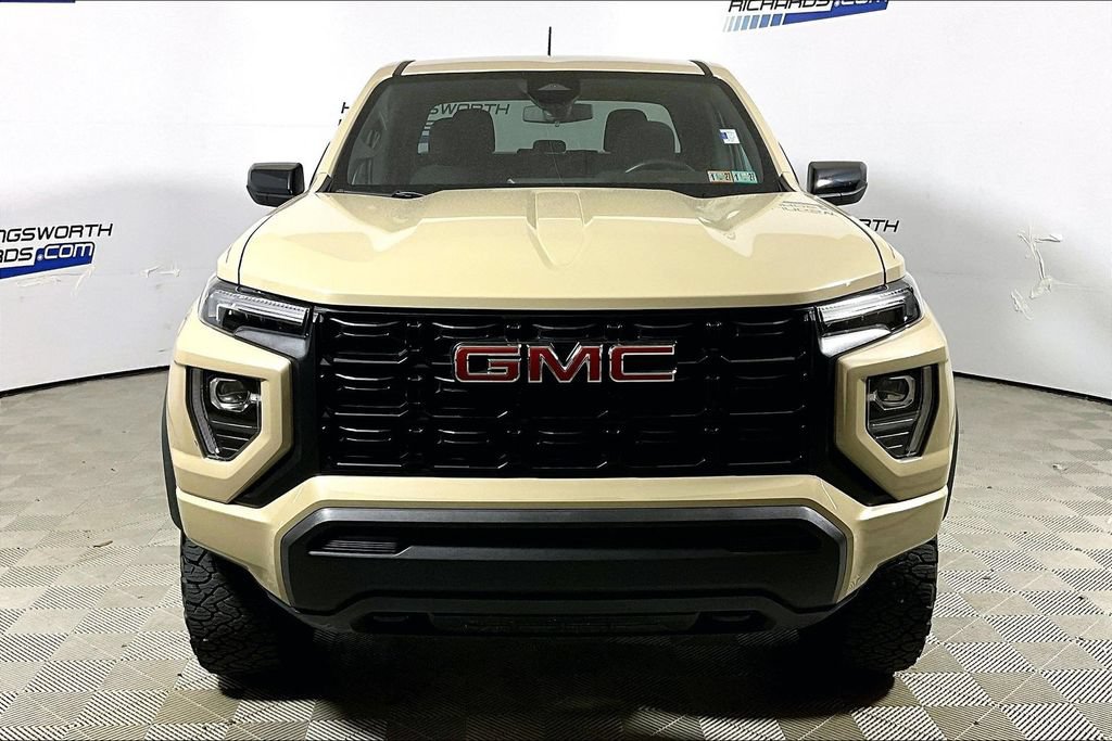 Used 2024 GMC Canyon Elevation w/ Trailering Package RWD image 2
