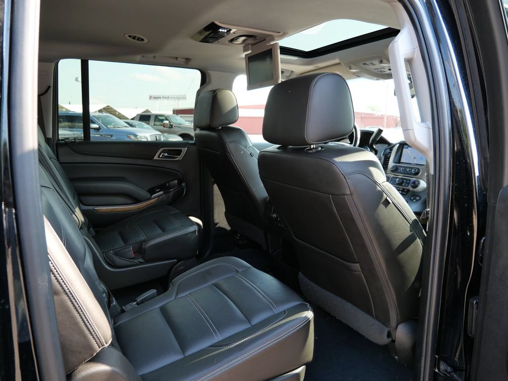 Used 2019 GMC Yukon XL Denali w/ Denali Ultimate Black Edition AWD/4WD image 13