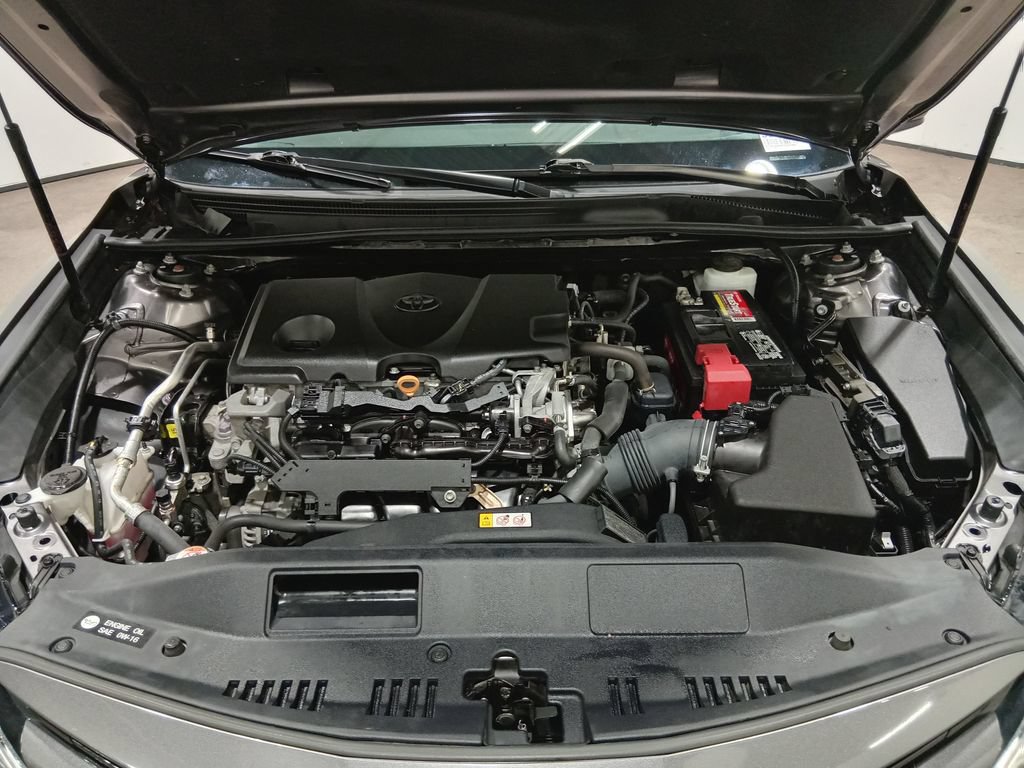 Used 2019 Toyota Camry LE FWD image 11