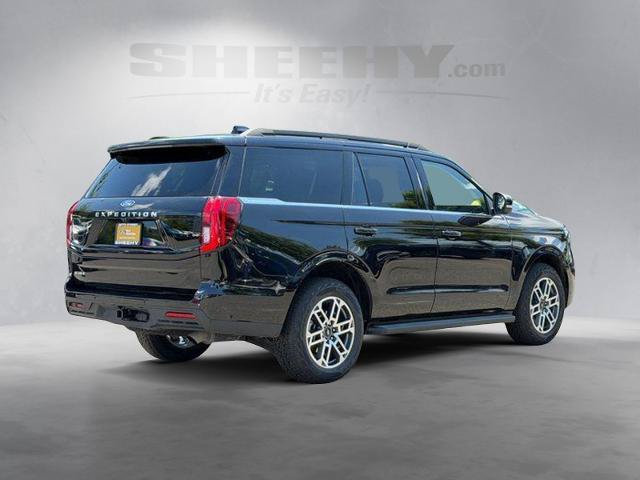 Certified 2025 Ford Expedition Active AWD/4WD image 13