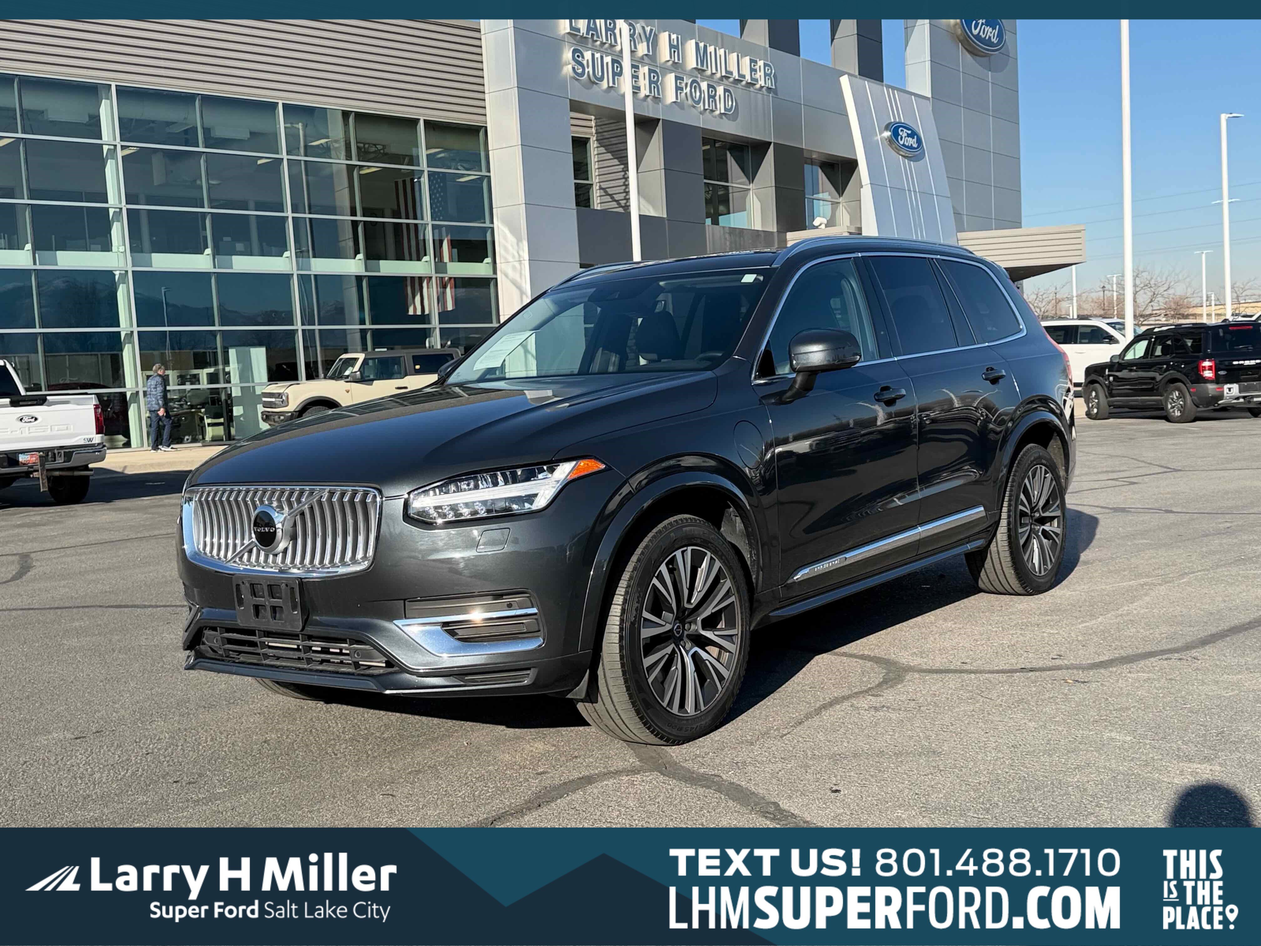 Used 2021 Volvo XC90 T8 Inscription Expression w/ Protection Package Premier image 1