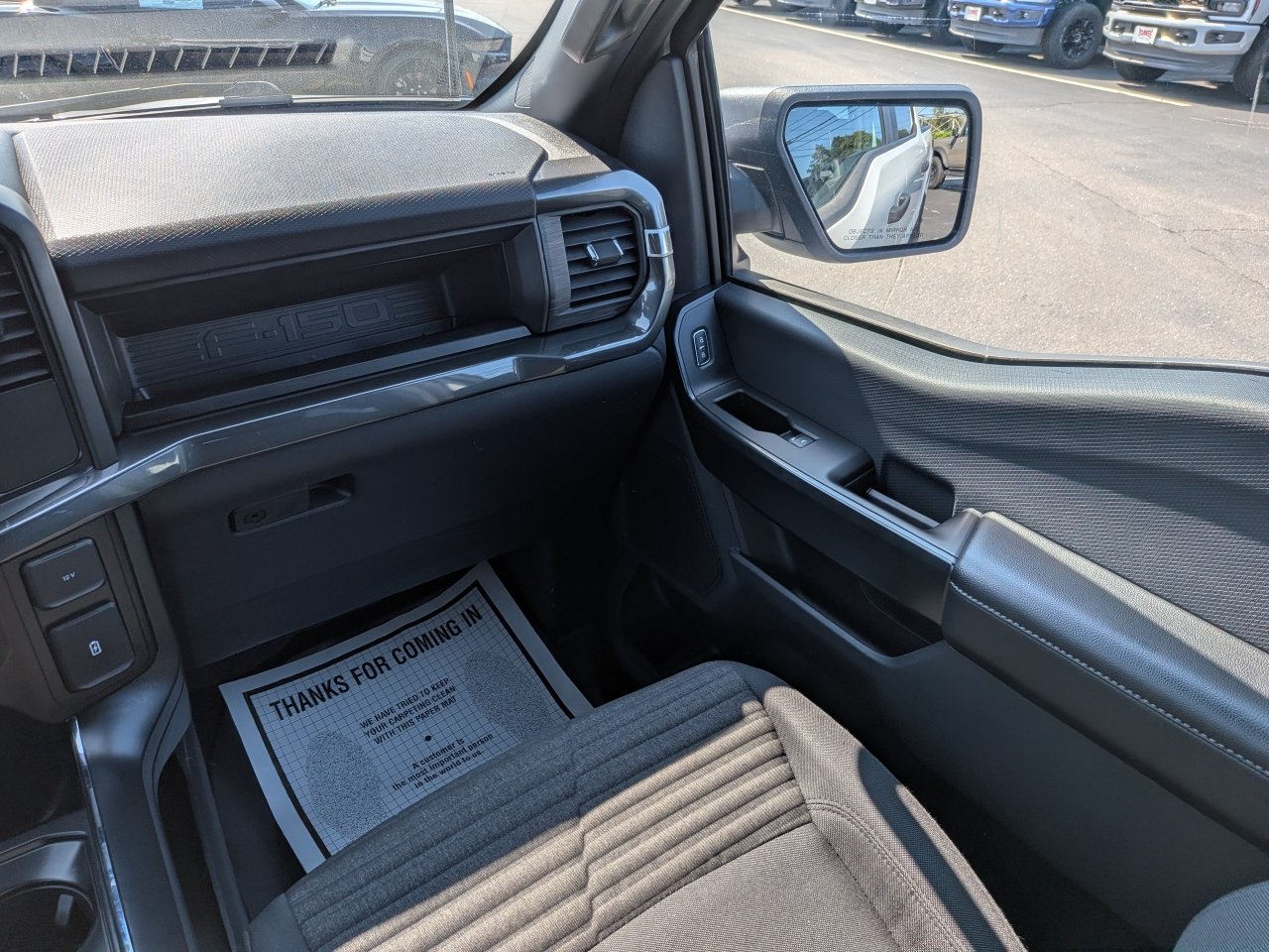 Certified 2022 Ford F150 XL w/ STX Black Appearance Package AWD/4WD image 17
