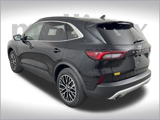 Certified 2025 Ford Escape SE w/ PHEV Premium Package image 12