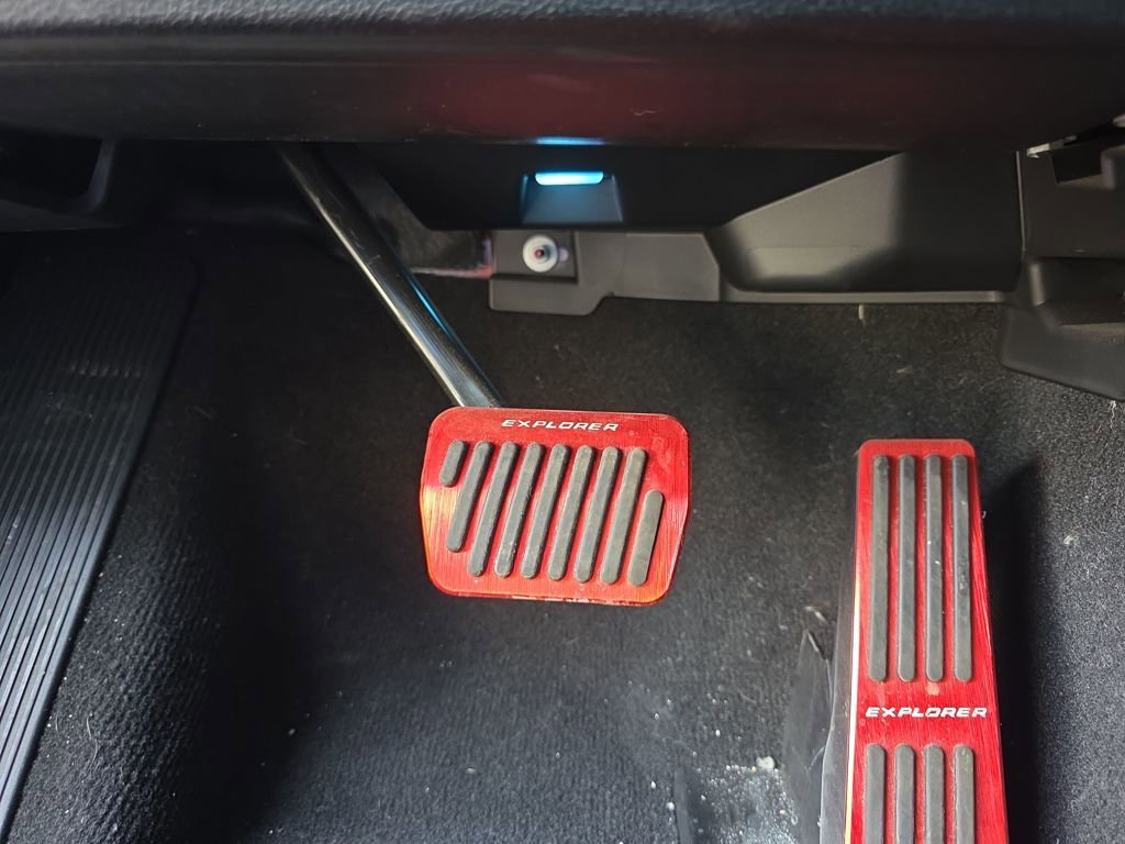 Certified 2023 Ford Explorer ST w/ Equipment Group 401A image 16