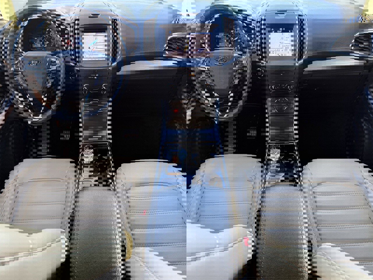 Certified 2019 Ford Edge SEL w/ Equipment Group 201A image 10