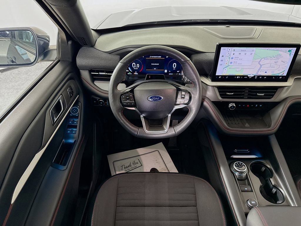 Certified 2025 Ford Explorer ST-Line w/ Premium Package image 11