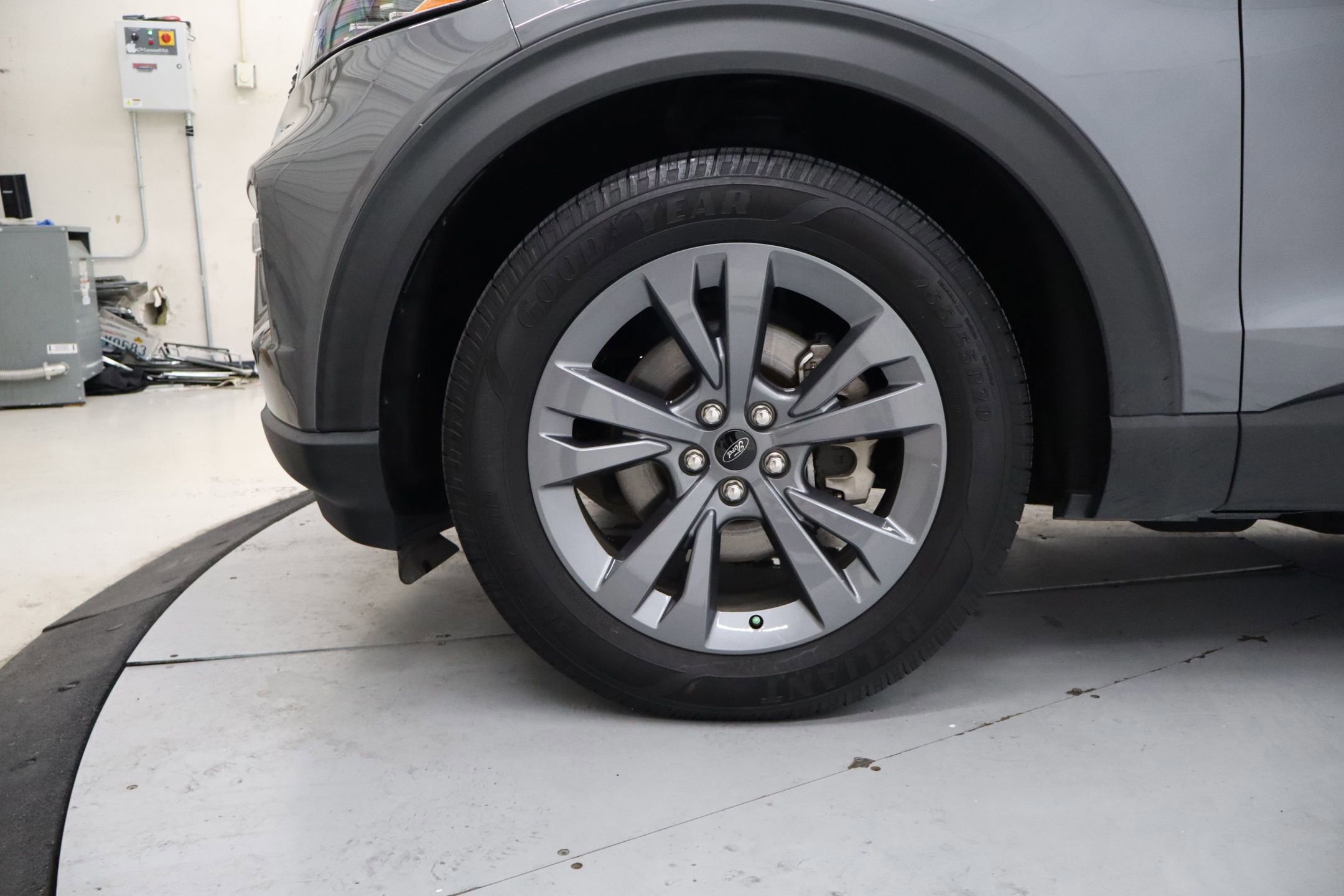 Certified 2022 Ford Explorer XLT w/ Equipment Group 202A image 12