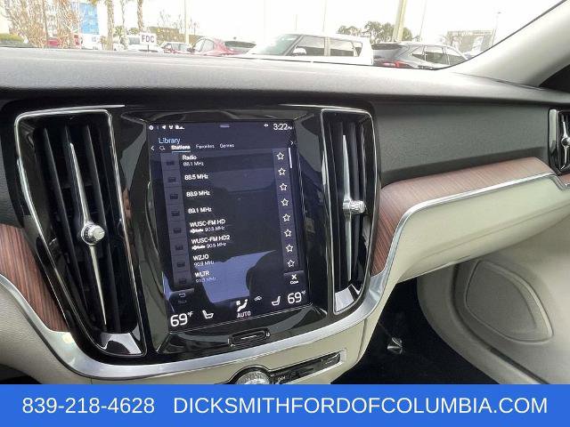 Used 2021 Volvo S60 T5 Momentum w/ Advanced Package image 24