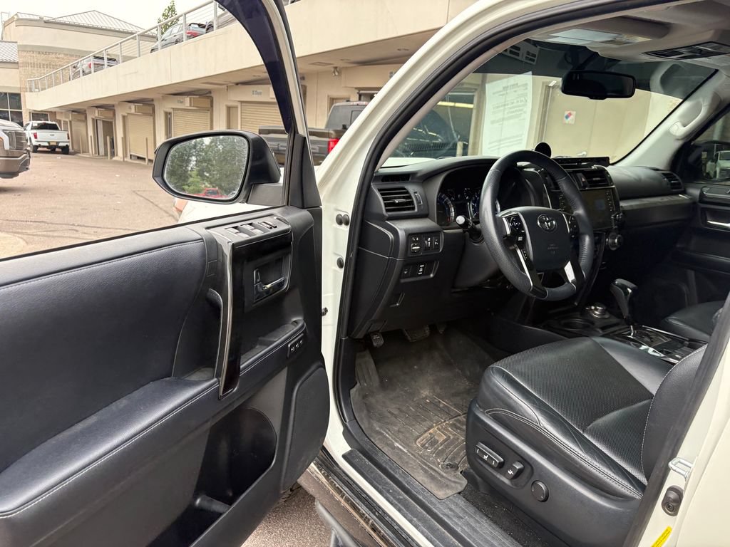 Used 2019 Toyota 4Runner Limited AWD/4WD image 17