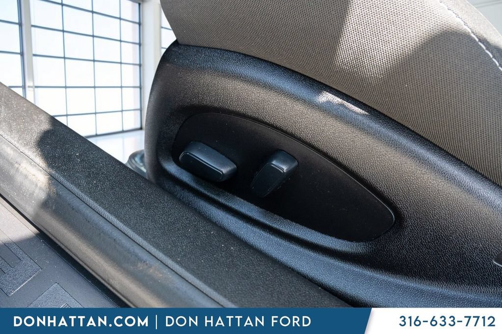 Used 2019 Chevrolet Camaro LT RWD image 18