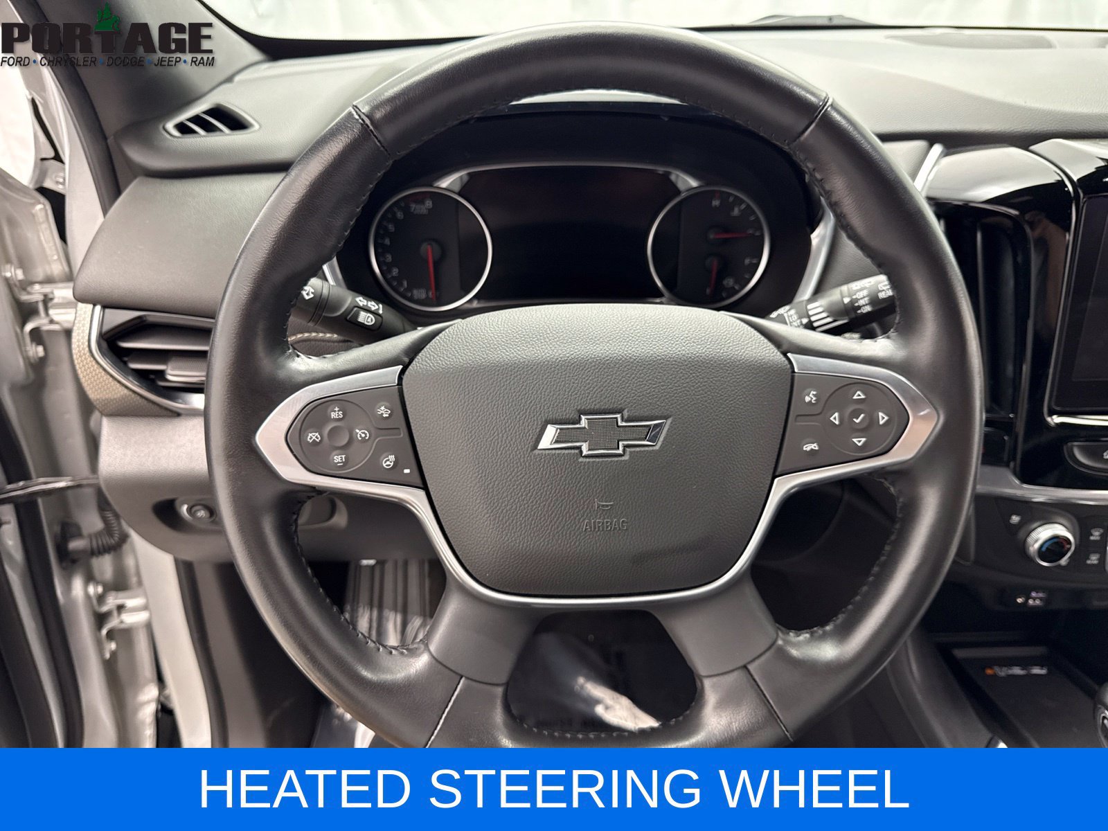 Used 2022 Chevrolet Traverse Premier w/ Redline Edition AWD/4WD image 15