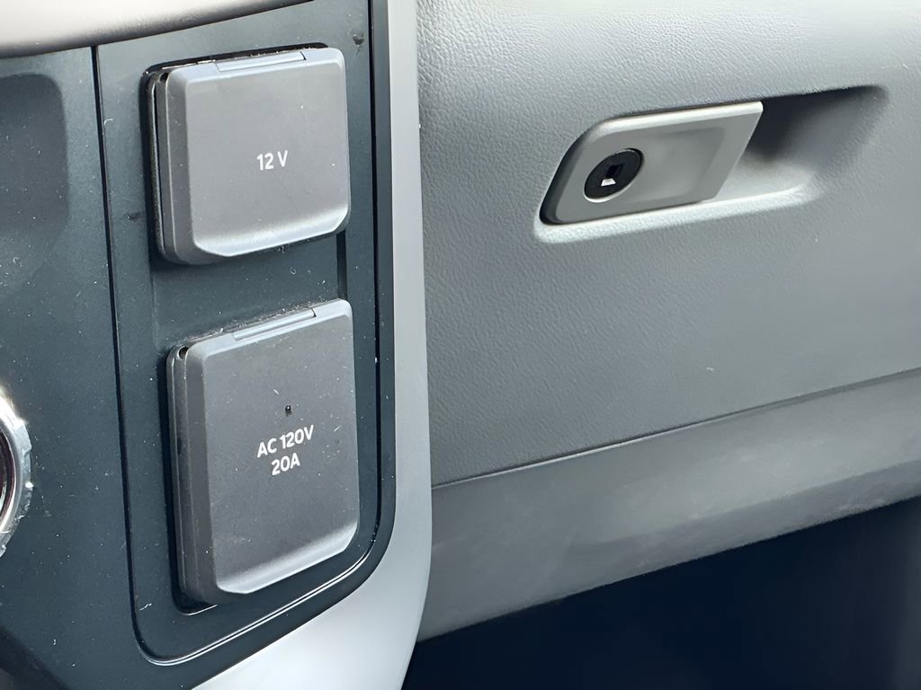 Certified 2025 Ford F150 XLT w/ Equipment Group 301A Standard image 38