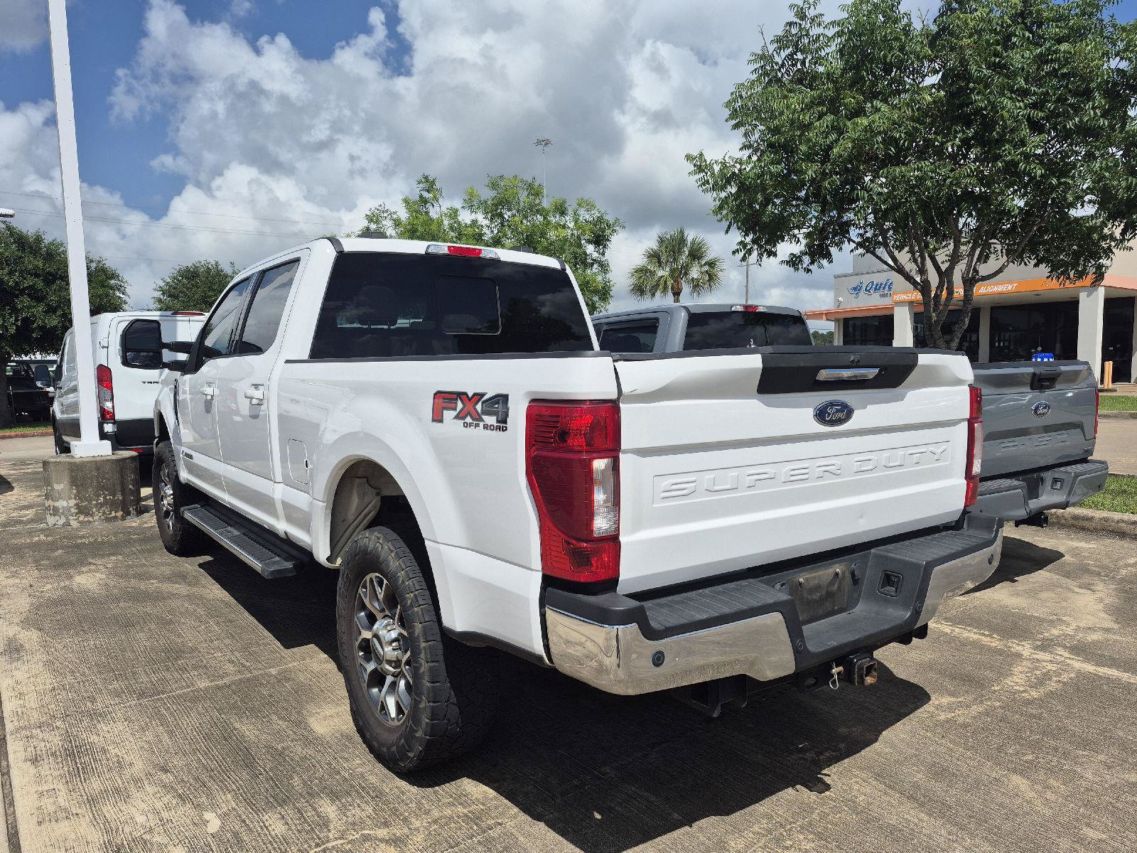 Certified 2020 Ford F250 Lariat w/ Lariat Value Package AWD/4WD image 4