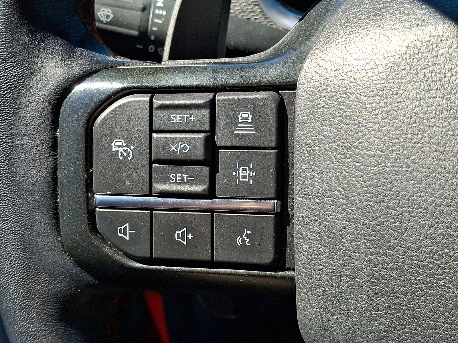 Certified 2021 Ford F150 Raptor w/ Raptor 37 Performance Package image 25