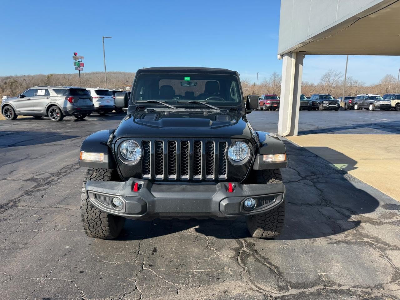 Used 2022 Jeep Gladiator Rubicon w/ Safety Group AWD/4WD image 8