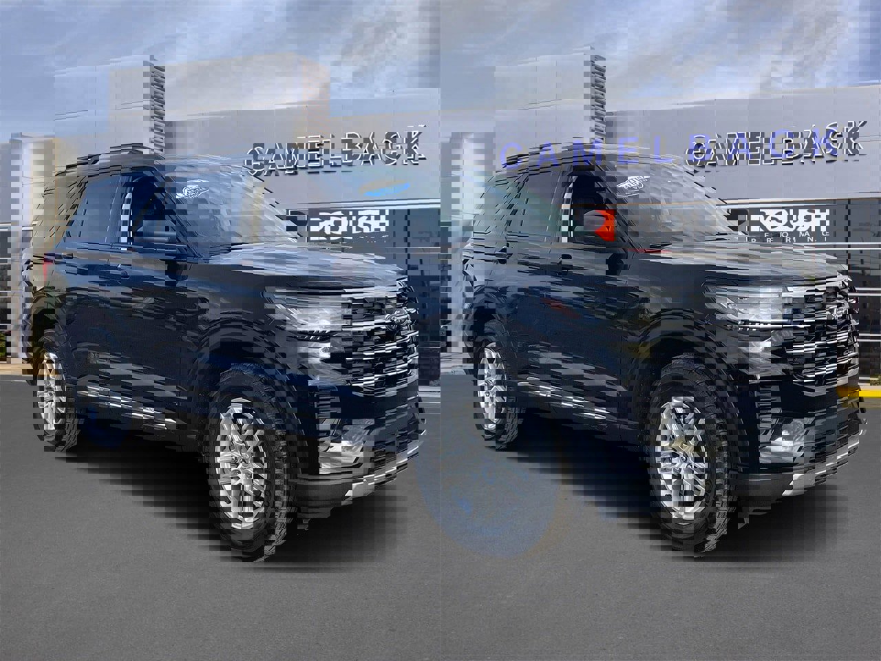 Certified 2025 Ford Explorer Active image 8