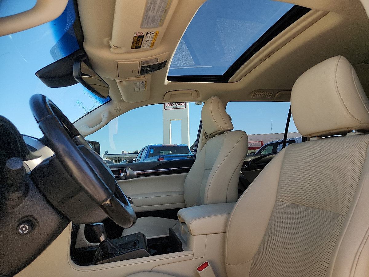 Used 2023 Lexus GX 460 Premium AWD/4WD image 17